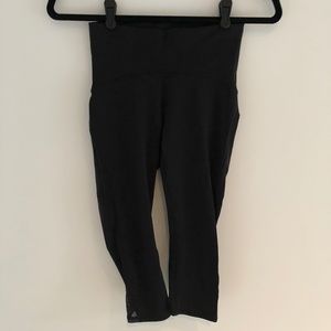 Lululemon Black High Waist Cropped Leggings